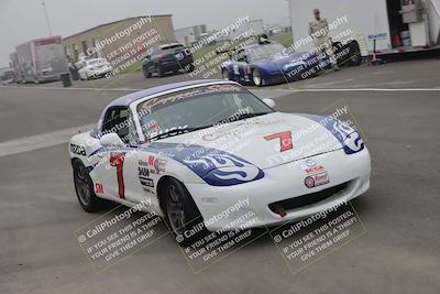 media/Jan-17-2026-CalClub SCCA (Sat) [[6b87d8fe28]]/Around the Pits/